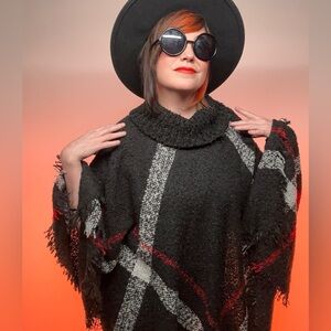 TREADZ AUSTRALIA / Black White Red Plaid Sweater Poncho / One Size